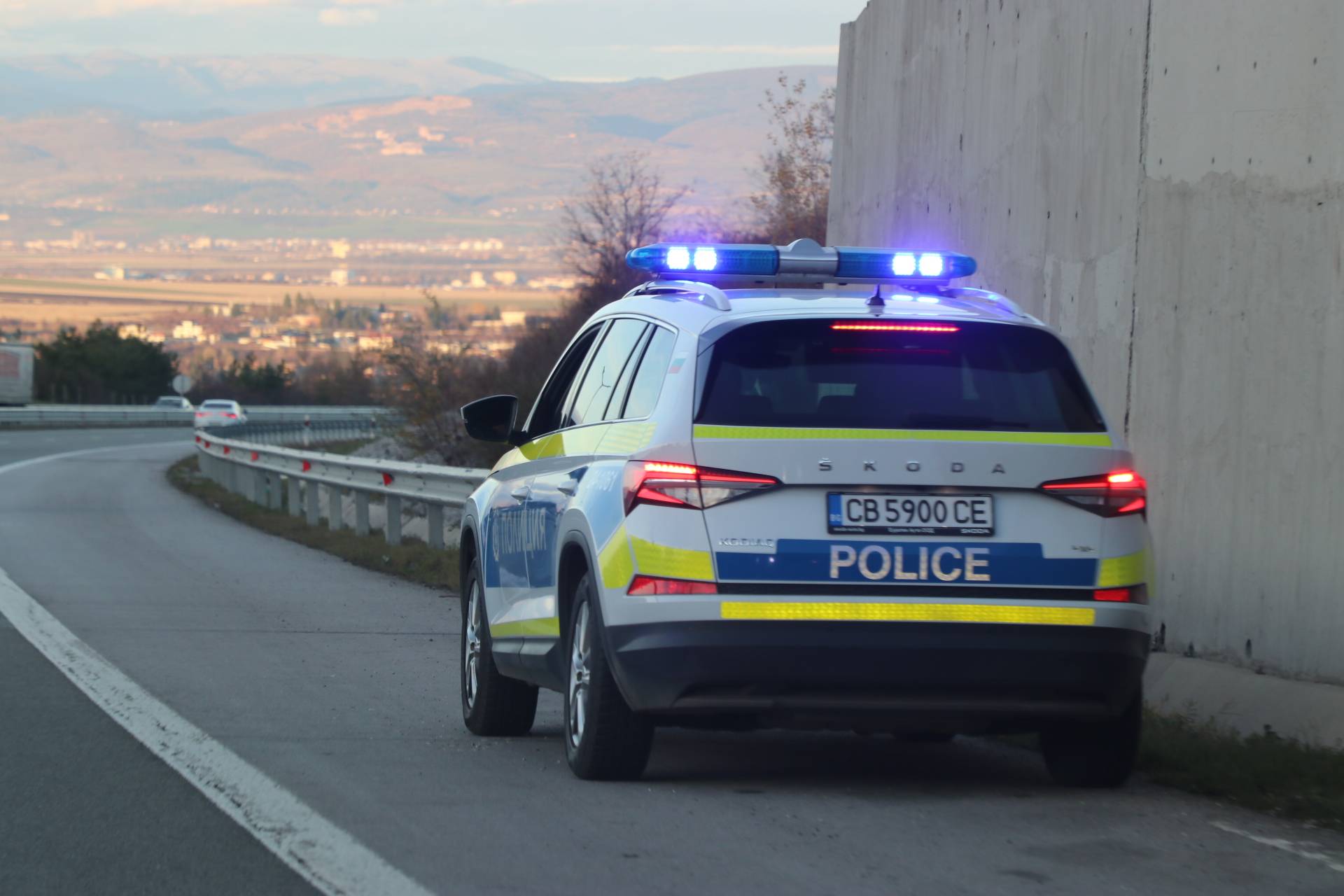  Пътна полиция 